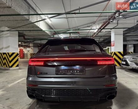 Сірий Ауді RS Q8, об'ємом двигуна 4 л та пробігом 67 тис. км за 91500 $, фото 12 на Automoto.ua