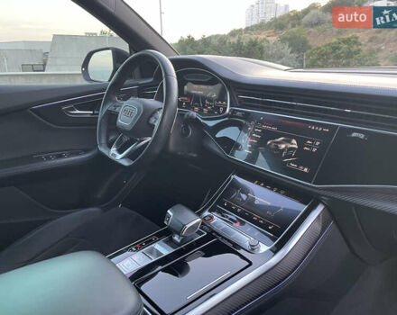 Сірий Ауді RS Q8, об'ємом двигуна 4 л та пробігом 94 тис. км за 84900 $, фото 31 на Automoto.ua