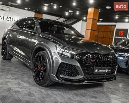 Серый Ауди RS Q8, объемом двигателя 4 л и пробегом 94 тыс. км за 88900 $, фото 57 на Automoto.ua
