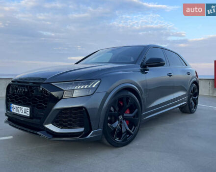 Сірий Ауді RS Q8, об'ємом двигуна 4 л та пробігом 94 тис. км за 84900 $, фото 2 на Automoto.ua