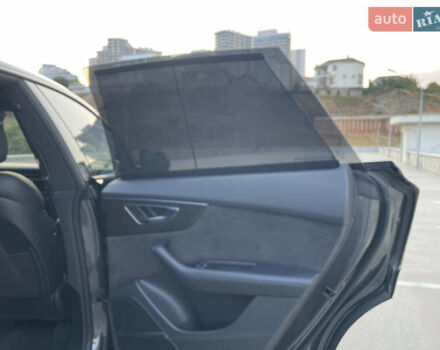 Сірий Ауді RS Q8, об'ємом двигуна 4 л та пробігом 94 тис. км за 84900 $, фото 30 на Automoto.ua