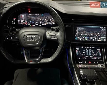 Сірий Ауді RS Q8, об'ємом двигуна 4 л та пробігом 67 тис. км за 91500 $, фото 44 на Automoto.ua