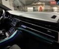 Сірий Ауді RS Q8, об'ємом двигуна 4 л та пробігом 67 тис. км за 91500 $, фото 89 на Automoto.ua