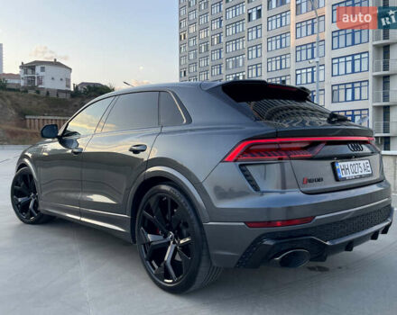 Сірий Ауді RS Q8, об'ємом двигуна 4 л та пробігом 94 тис. км за 84900 $, фото 14 на Automoto.ua