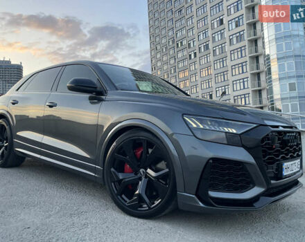 Сірий Ауді RS Q8, об'ємом двигуна 4 л та пробігом 94 тис. км за 84900 $, фото 53 на Automoto.ua