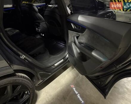 Сірий Ауді RS Q8, об'ємом двигуна 4 л та пробігом 67 тис. км за 91500 $, фото 80 на Automoto.ua