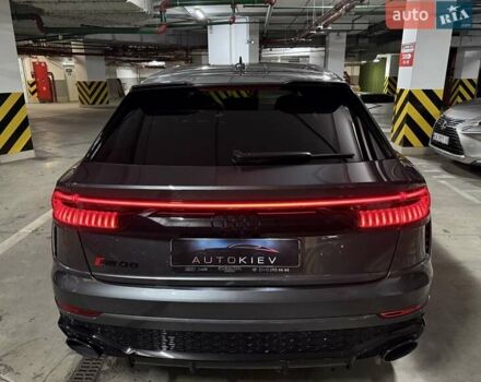 Сірий Ауді RS Q8, об'ємом двигуна 4 л та пробігом 67 тис. км за 91500 $, фото 10 на Automoto.ua