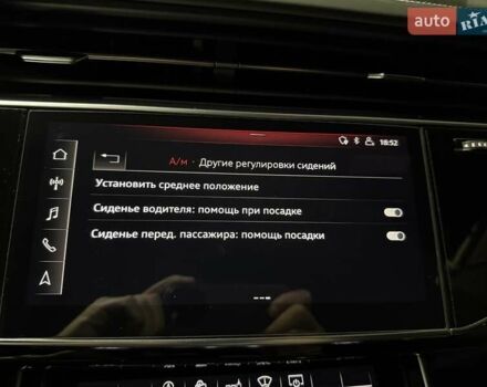 Сірий Ауді RS Q8, об'ємом двигуна 4 л та пробігом 67 тис. км за 91500 $, фото 58 на Automoto.ua