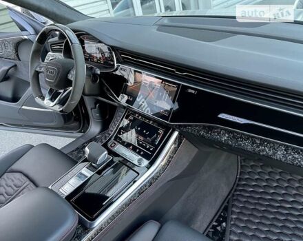 Серый Ауди RS Q8, объемом двигателя 4 л и пробегом 53 тыс. км за 135000 $, фото 10 на Automoto.ua