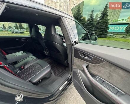 Серый Ауди RS Q8, объемом двигателя 4 л и пробегом 43 тыс. км за 104500 $, фото 74 на Automoto.ua