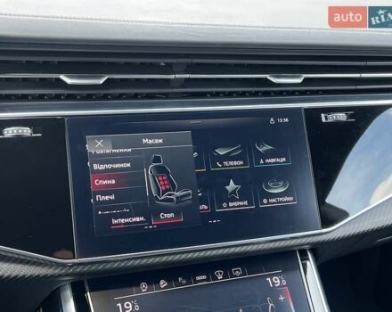Серый Ауди RS Q8, объемом двигателя 4 л и пробегом 86 тыс. км за 89999 $, фото 37 на Automoto.ua