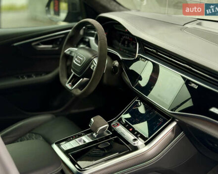 Серый Ауди RS Q8, объемом двигателя 4 л и пробегом 5 тыс. км за 135000 $, фото 26 на Automoto.ua