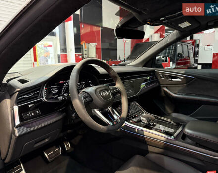 Сірий Ауді RS Q8, об'ємом двигуна 4 л та пробігом 95 тис. км за 88000 $, фото 17 на Automoto.ua