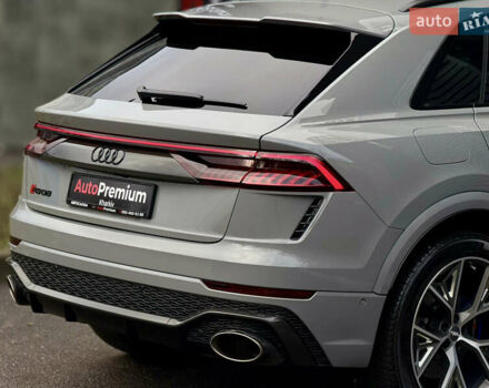 Серый Ауди RS Q8, объемом двигателя 4 л и пробегом 5 тыс. км за 135000 $, фото 9 на Automoto.ua