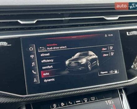 Серый Ауди RS Q8, объемом двигателя 4 л и пробегом 86 тыс. км за 89999 $, фото 31 на Automoto.ua