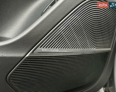 Серый Ауди RS Q8, объемом двигателя 4 л и пробегом 5 тыс. км за 135000 $, фото 17 на Automoto.ua