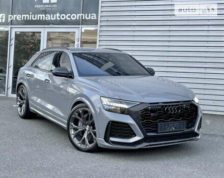 Сірий Ауді RS Q8, об'ємом двигуна 4 л та пробігом 53 тис. км за 135000 $, фото 55 на Automoto.ua