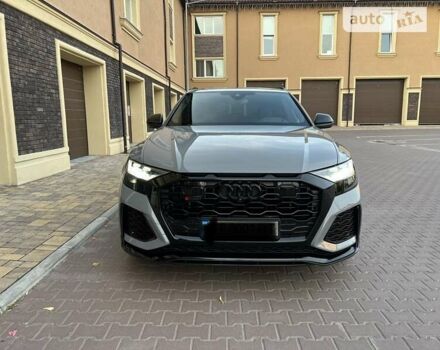 Сірий Ауді RS Q8, об'ємом двигуна 4 л та пробігом 18 тис. км за 145500 $, фото 2 на Automoto.ua