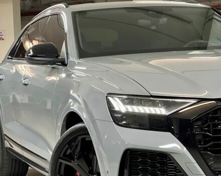 Сірий Ауді RS Q8, об'ємом двигуна 0 л та пробігом 22 тис. км за 134900 $, фото 5 на Automoto.ua