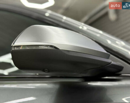 Серый Ауди RS Q8, объемом двигателя 4 л и пробегом 63 тыс. км за 92000 $, фото 9 на Automoto.ua