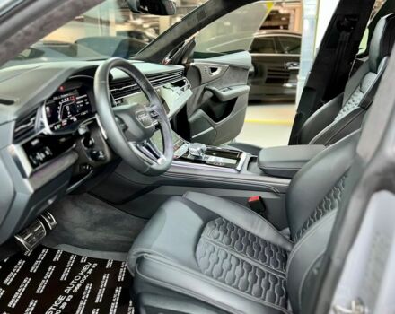 Сірий Ауді RS Q8, об'ємом двигуна 0 л та пробігом 22 тис. км за 134900 $, фото 29 на Automoto.ua