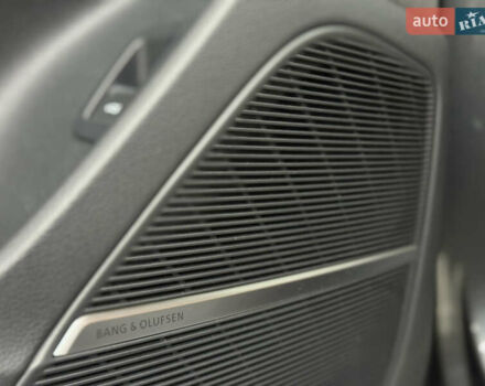 Серый Ауди RS Q8, объемом двигателя 4 л и пробегом 63 тыс. км за 92000 $, фото 12 на Automoto.ua