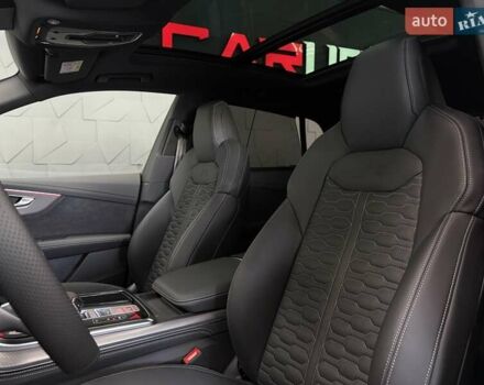 Сірий Ауді RS Q8, об'ємом двигуна 4 л та пробігом 1 тис. км за 139500 $, фото 47 на Automoto.ua
