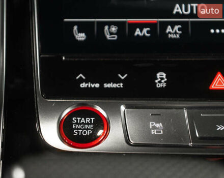 Ауді RS Q8 2023 у Одесі на Automoto.ua Сірий Ауді RS Q8, об'ємом двигуна 4 л та пробігом 15 тис. км за 118500 $, фото 54 на Automoto.ua