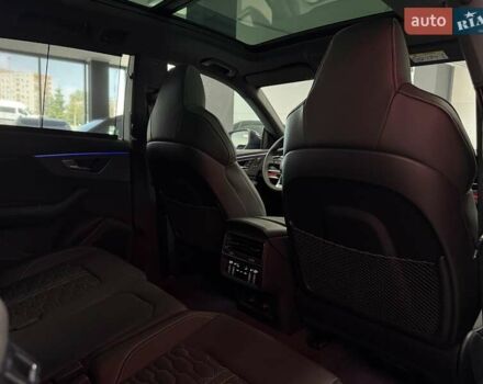 Сірий Ауді RS Q8, об'ємом двигуна 4 л та пробігом 1 тис. км за 139500 $, фото 63 на Automoto.ua