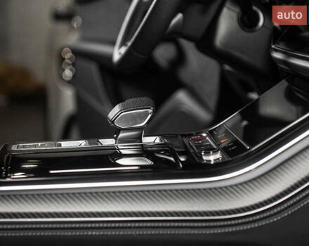 Ауді RS Q8 2023 у Одесі на Automoto.ua Сірий Ауді RS Q8, об'ємом двигуна 4 л та пробігом 15 тис. км за 118500 $, фото 80 на Automoto.ua