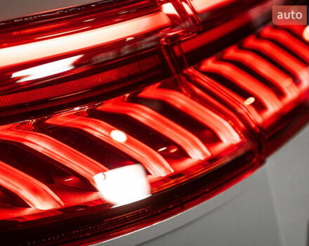 Ауді RS Q8 2023 у Одесі на Automoto.ua Сірий Ауді RS Q8, об'ємом двигуна 4 л та пробігом 15 тис. км за 118500 $, фото 17 на Automoto.ua