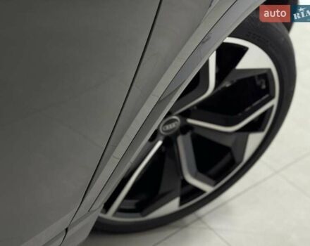 Сірий Ауді RS Q8, об'ємом двигуна 4 л та пробігом 1 тис. км за 139500 $, фото 10 на Automoto.ua