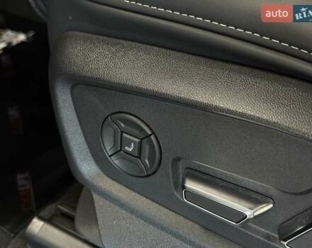 Сірий Ауді RS Q8, об'ємом двигуна 4 л та пробігом 1 тис. км за 139500 $, фото 48 на Automoto.ua
