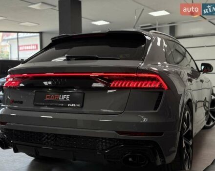 Сірий Ауді RS Q8, об'ємом двигуна 4 л та пробігом 1 тис. км за 139500 $, фото 19 на Automoto.ua