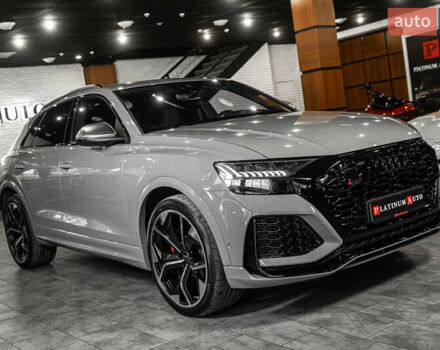 Ауді RS Q8 2023 у Одесі на Automoto.ua Сірий Ауді RS Q8, об'ємом двигуна 4 л та пробігом 15 тис. км за 118500 $, фото 31 на Automoto.ua