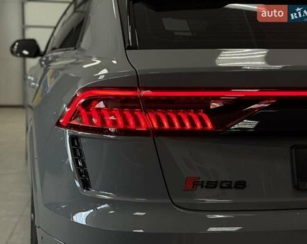 Сірий Ауді RS Q8, об'ємом двигуна 4 л та пробігом 1 тис. км за 139500 $, фото 31 на Automoto.ua