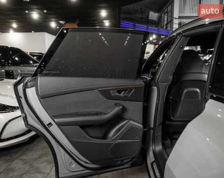Ауді RS Q8 2023 у Одесі на Automoto.ua Сірий Ауді RS Q8, об'ємом двигуна 4 л та пробігом 15 тис. км за 118500 $, фото 95 на Automoto.ua