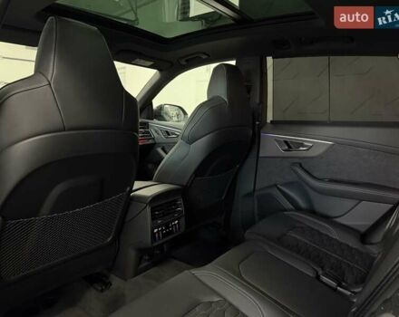 Сірий Ауді RS Q8, об'ємом двигуна 4 л та пробігом 1 тис. км за 139500 $, фото 59 на Automoto.ua