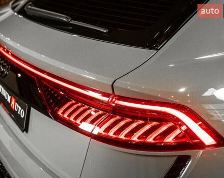 Ауді RS Q8 2023 у Одесі на Automoto.ua Сірий Ауді RS Q8, об'ємом двигуна 4 л та пробігом 15 тис. км за 118500 $, фото 26 на Automoto.ua