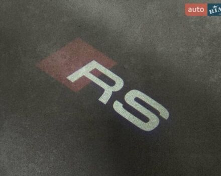 Сірий Ауді RS Q8, об'ємом двигуна 4 л та пробігом 1 тис. км за 139500 $, фото 67 на Automoto.ua