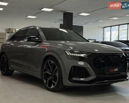 Сірий Ауді RS Q8, об'ємом двигуна 4 л та пробігом 1 тис. км за 139500 $, фото 13 на Automoto.ua