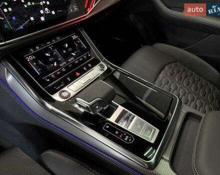Сірий Ауді RS Q8, об'ємом двигуна 4 л та пробігом 1 тис. км за 139500 $, фото 36 на Automoto.ua