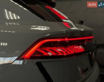 Сірий Ауді RS Q8, об'ємом двигуна 4 л та пробігом 1 тис. км за 139500 $, фото 26 на Automoto.ua