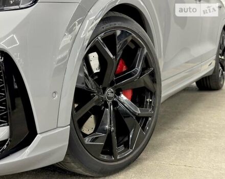 Сірий Ауді RS Q8, об'ємом двигуна 4 л та пробігом 15 тис. км за 149999 $, фото 4 на Automoto.ua