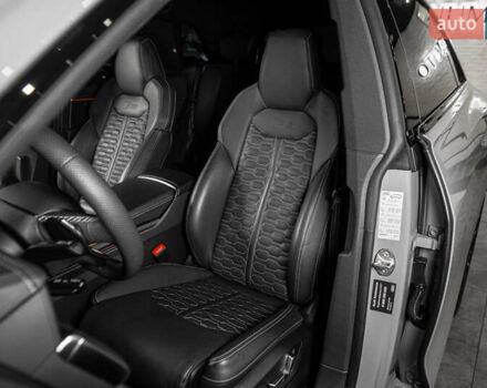 Ауді RS Q8 2023 у Одесі на Automoto.ua Сірий Ауді RS Q8, об'ємом двигуна 4 л та пробігом 15 тис. км за 118500 $, фото 89 на Automoto.ua