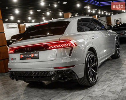 Ауді RS Q8 2023 у Одесі на Automoto.ua Сірий Ауді RS Q8, об'ємом двигуна 4 л та пробігом 15 тис. км за 118500 $, фото 28 на Automoto.ua