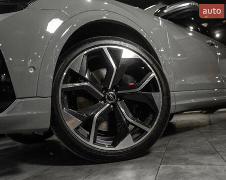 Ауді RS Q8 2023 у Одесі на Automoto.ua Сірий Ауді RS Q8, об'ємом двигуна 4 л та пробігом 15 тис. км за 118500 $, фото 7 на Automoto.ua
