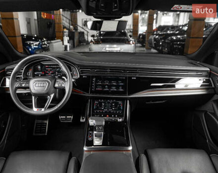 Ауді RS Q8 2023 у Одесі на Automoto.ua Сірий Ауді RS Q8, об'ємом двигуна 4 л та пробігом 15 тис. км за 118500 $, фото 43 на Automoto.ua