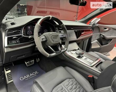 Серый Ауди RS Q8, объемом двигателя 4 л и пробегом 25 тыс. км за 145000 $, фото 37 на Automoto.ua