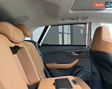 Серый Ауди RS Q8, объемом двигателя 4 л и пробегом 6 тыс. км за 139999 $, фото 3 на Automoto.ua